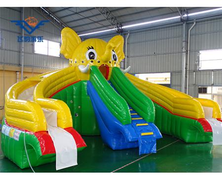 山東大象水上充氣滑梯
